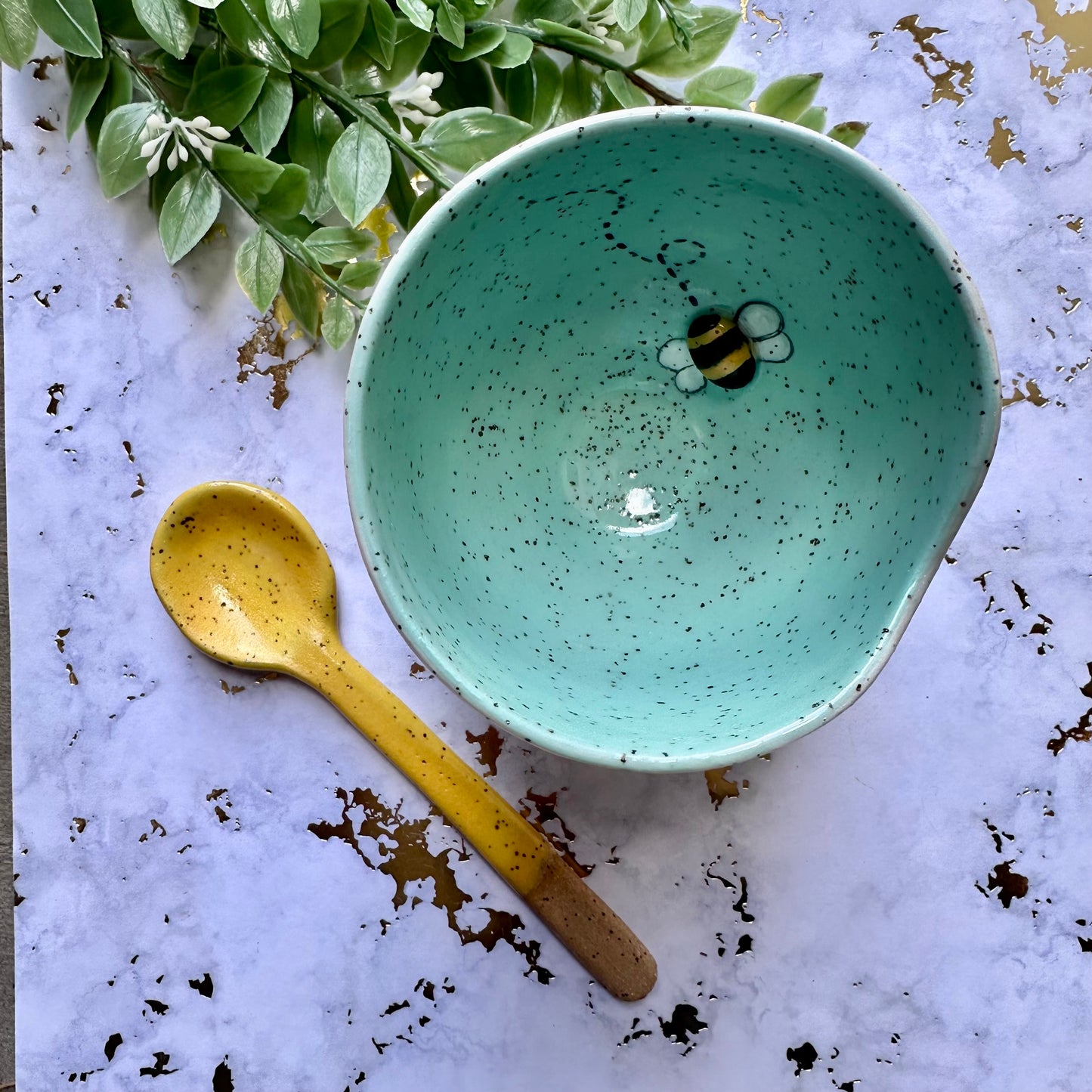 Bumble Bee Ice Cream Cup